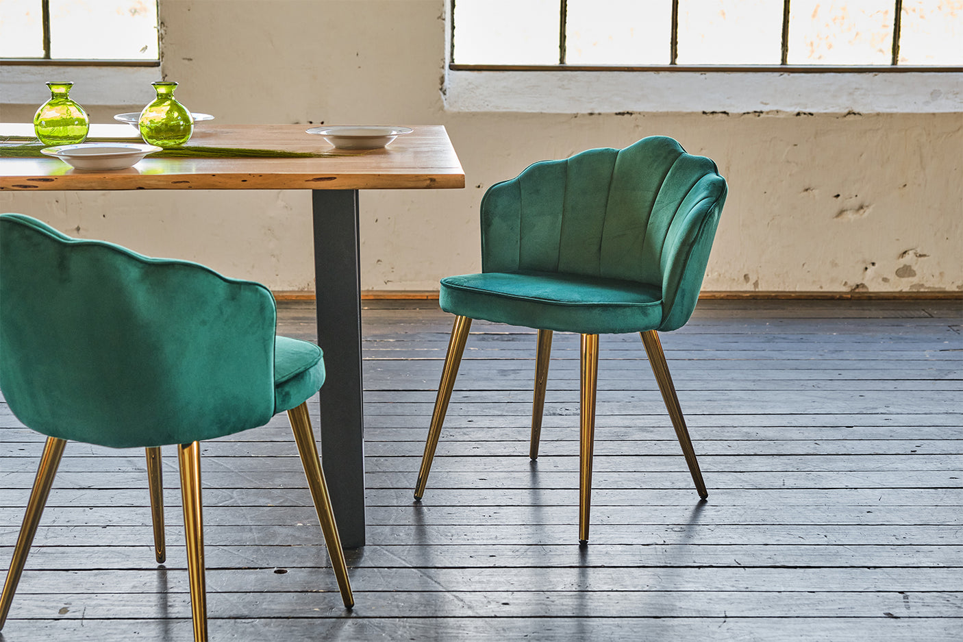 B-Ware KAWOLA Stuhl SALLY Esszimmerstuhl Velvet grün Fuß gold