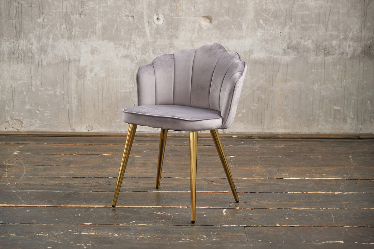 B-Ware_ KAWOLA Stuhl SALLY Esszimmerstuhl Velvet silber Fuß gold