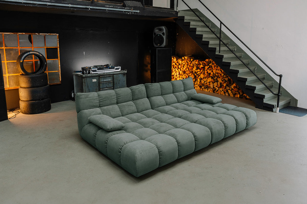 KAWOLA Big Sofa VIVIEN Feincord grün