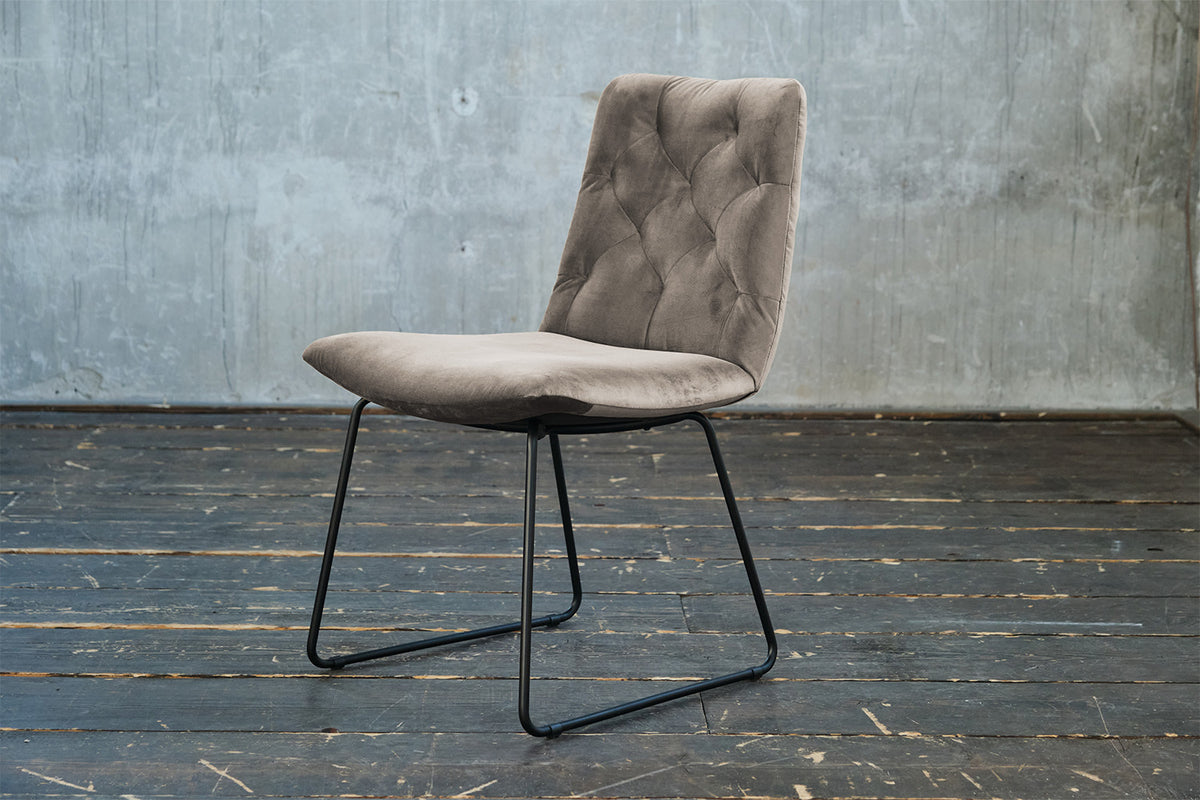 KAWOLA Esszimmerstuhl NEW CHARME Velvet sand