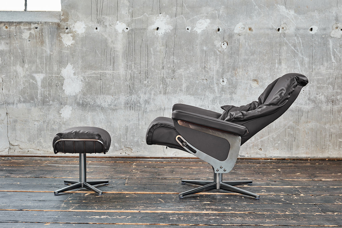 KAWOLA Sessel MODO Relaxsessel drehbar Leder dunkelgrau mit Hocker