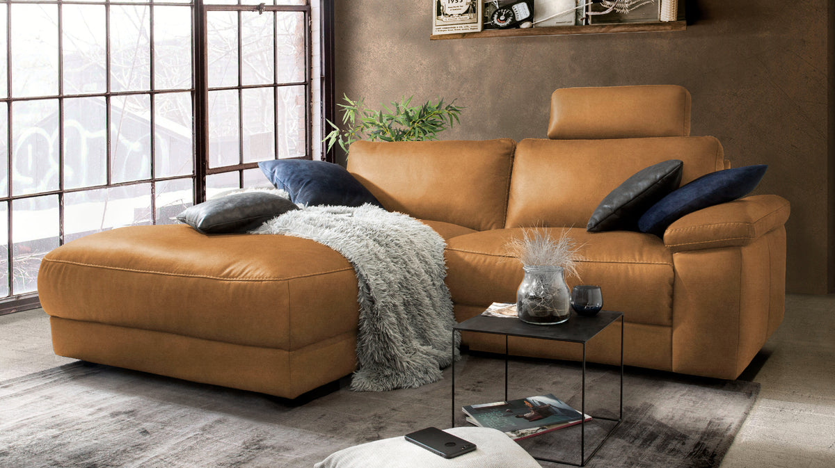 KAWOLA Sofa LOLA Ecksofa Stoff cognac mit motorischer Relaxfunktion, 233 x 178, Links