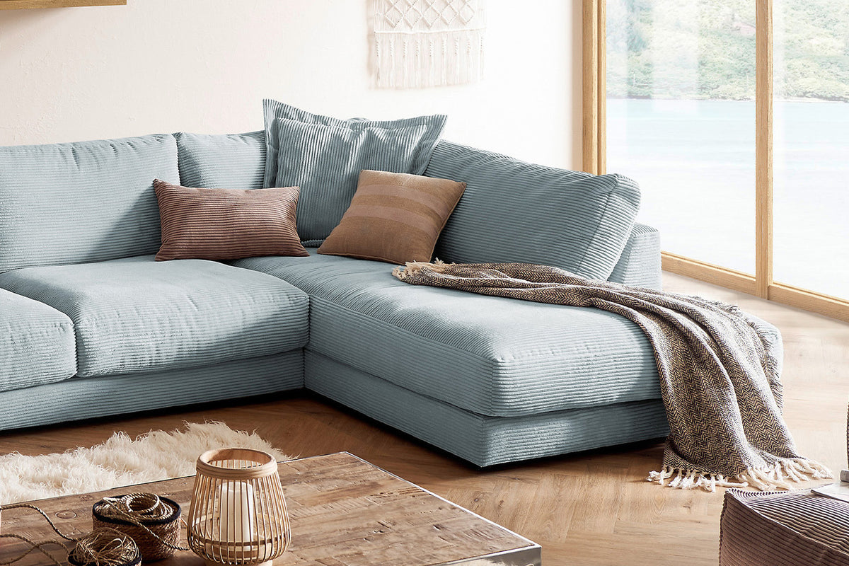 KAWOLA Sofa MADELINE Wohnlandschaft U-Form Cord hellblau
