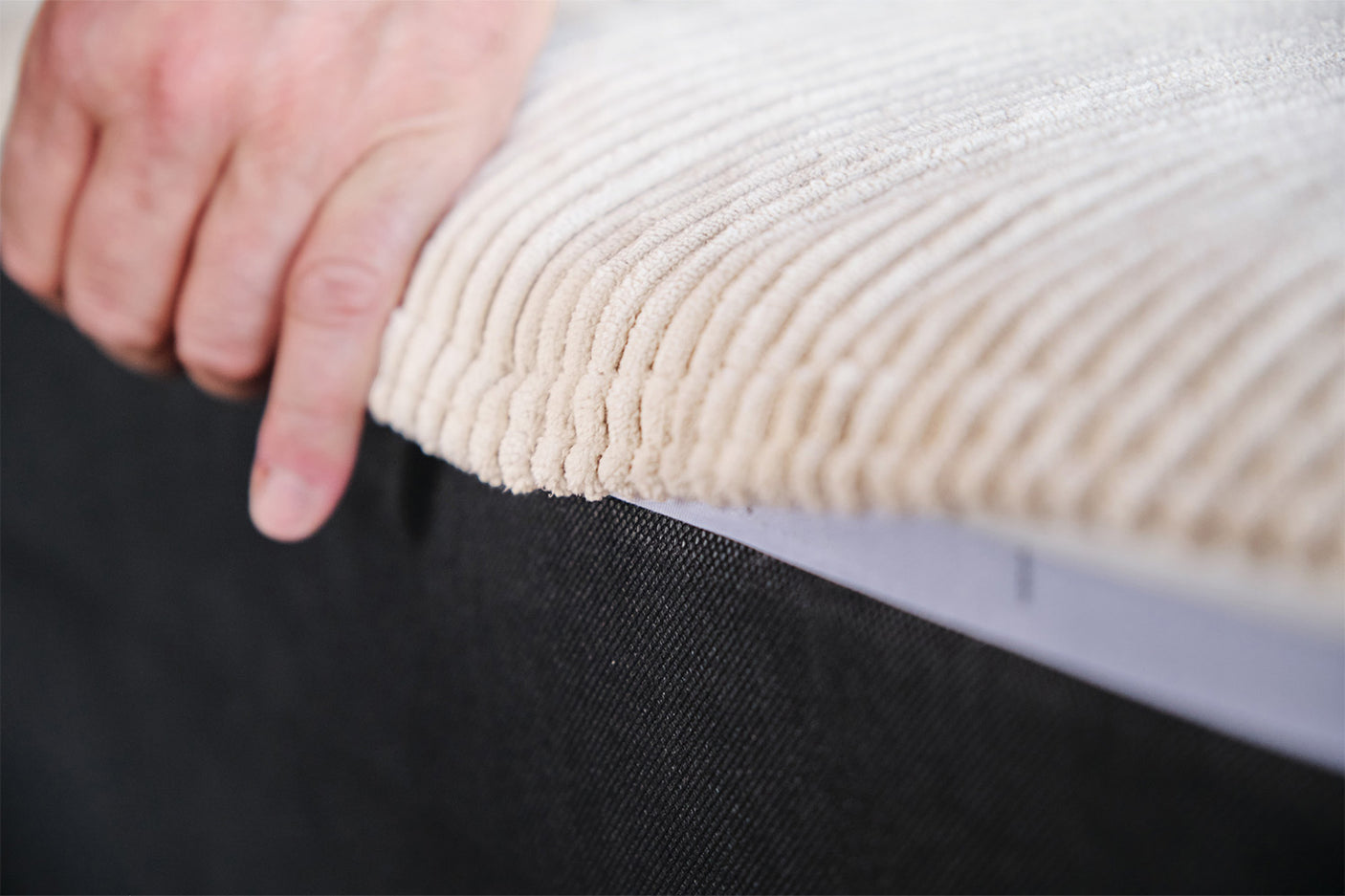127e7f8c-888e-4829-82f8-f41750f59f28