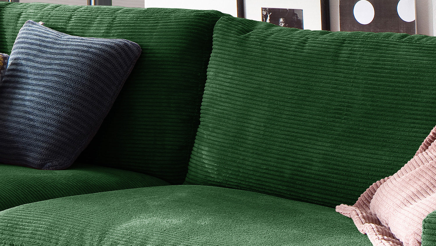B-Ware KAWOLA Sofa MADELINE 3-Sitzer Cord smaragd