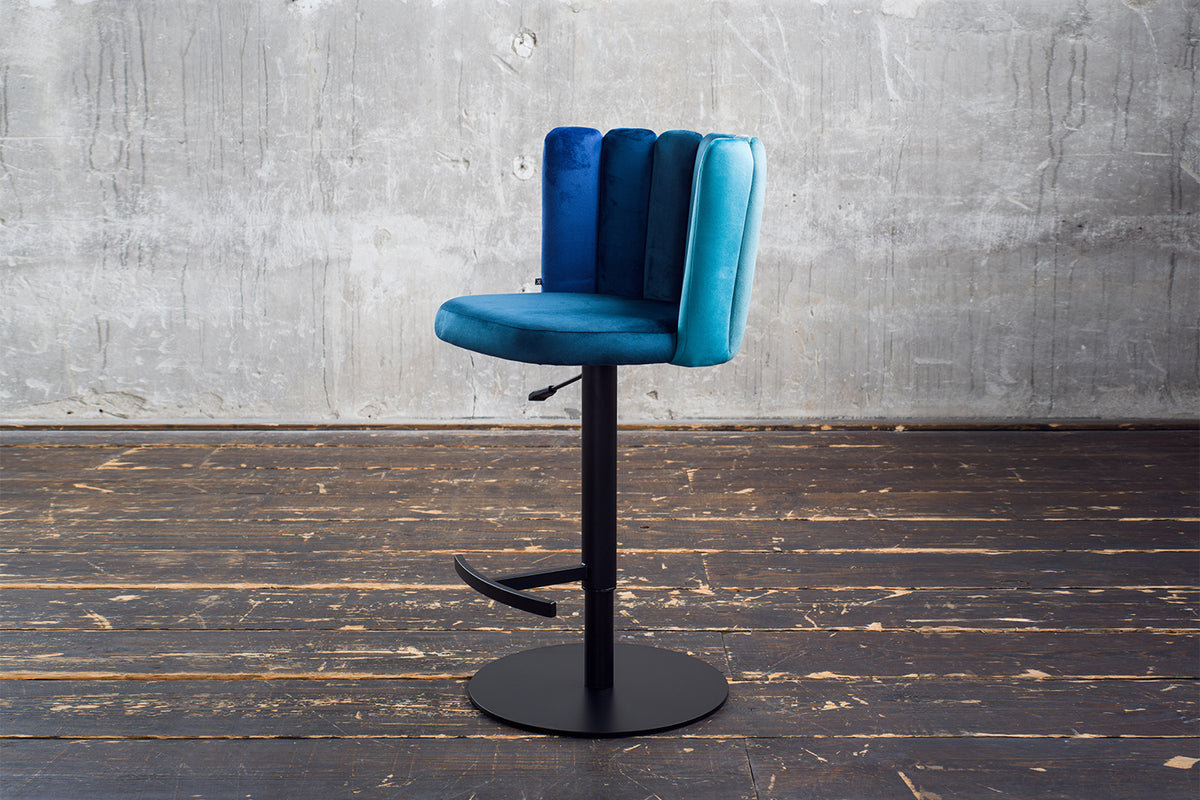 KAWOLA Barhocker JADA Drehstuhl höhenverstellbar Velvet blau