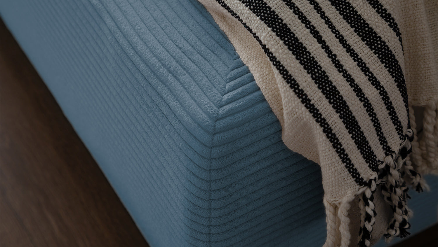 KAWOLA Bett HENRY Polsterbett Cord hellblau