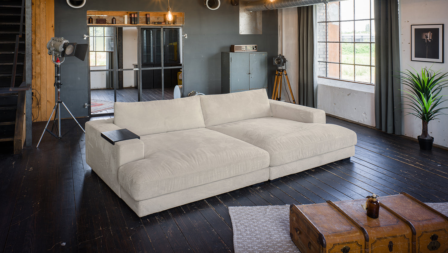 KAWOLA Big Sofa MADELINE Cord cremeweiß, 290 x 190, mit Holztablett schwarz