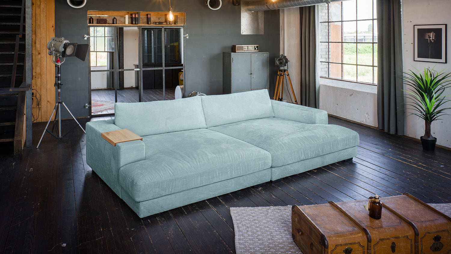 KAWOLA Big Sofa MADELINE Cord hellblau, 290 x 170, mit Holztablett natur