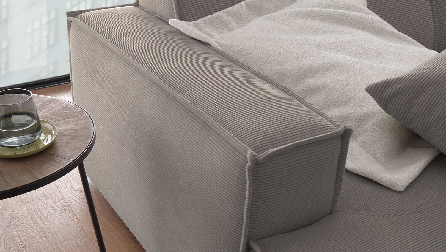 KAWOLA Big Sofa SAMU Feincord grau