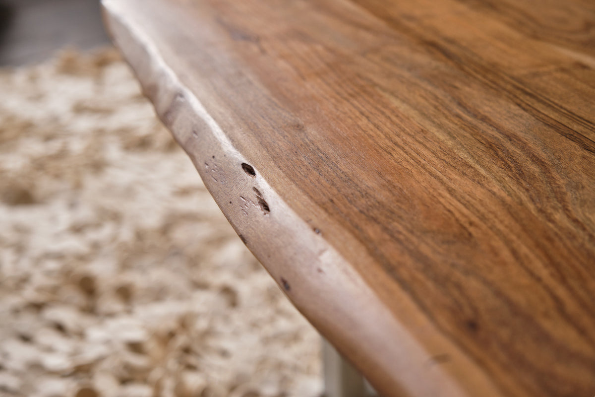 KAWOLA Couchtisch LORE massiv mit Baumkante Fuß silber