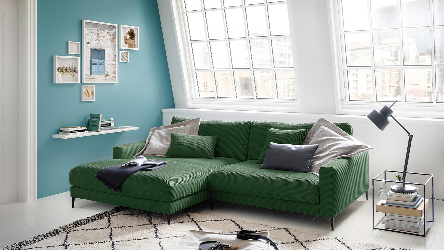 KAWOLA Ecksofa CARA Sofa Cord smaragd, Links