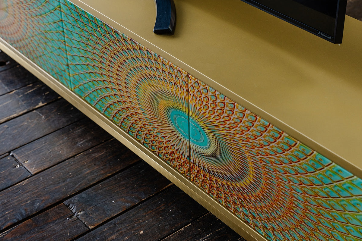KAWOLA Lowboard LAGO TV-Board 4 Türen Glas grün Fuß Edelstahl goldfarben