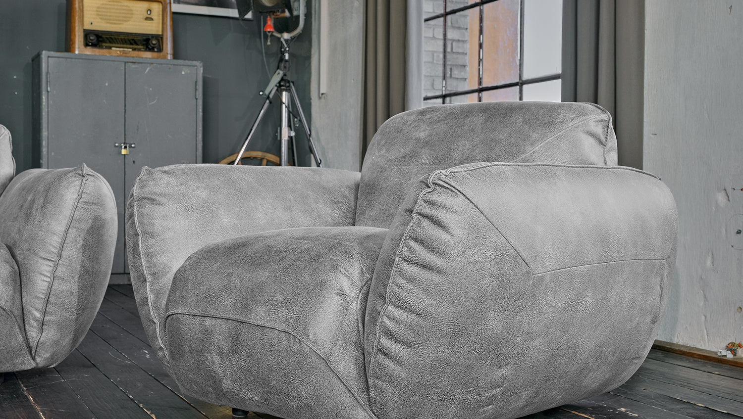 KAWOLA Sessel DAVITO Lederimitat im Vintagelook grau