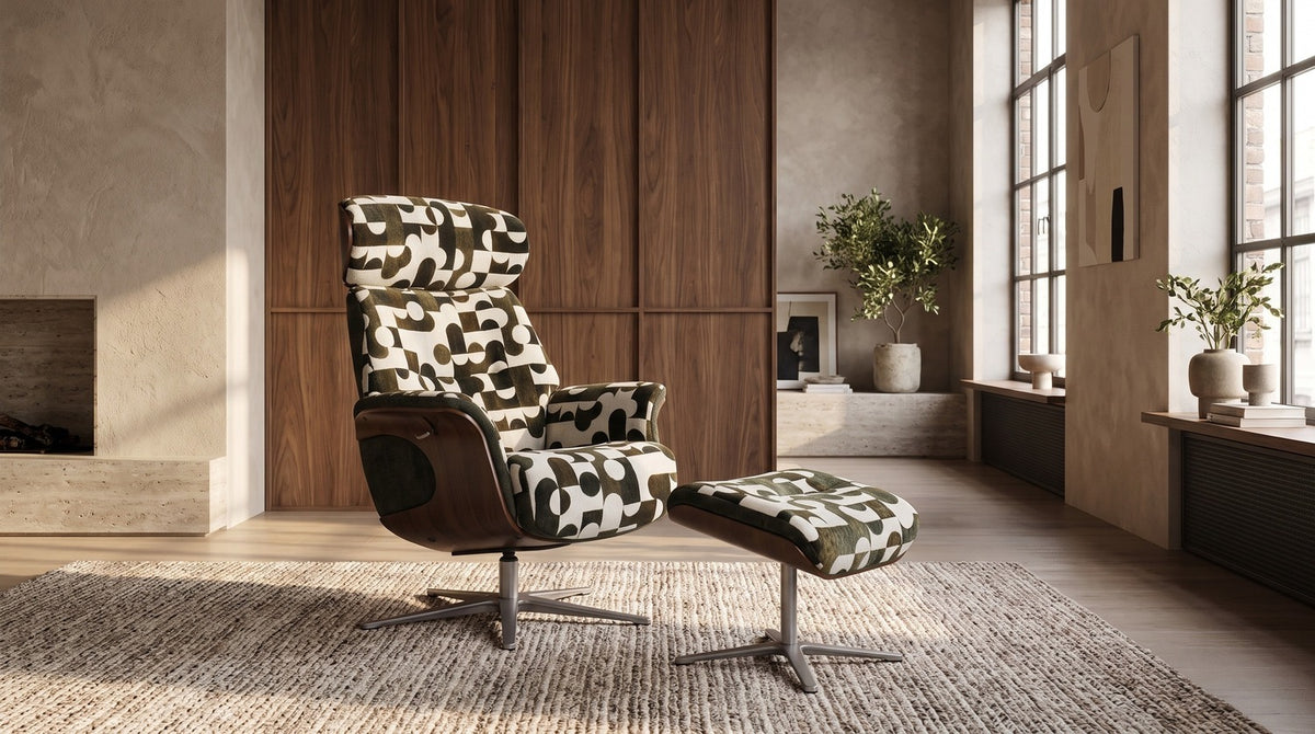 KAWOLA Sessel TOSAR Relaxsessel drehbar Stoff Retro-Design grün mit Hocker