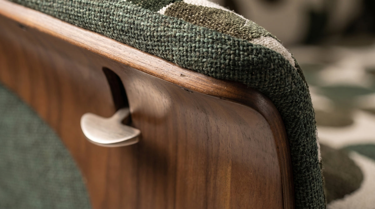 KAWOLA Sessel TOSAR Relaxsessel drehbar Stoff Retro-Design grün mit Hocker