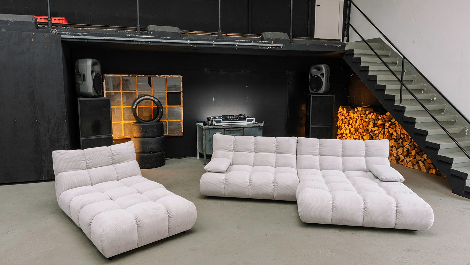KAWOLA Sessel VIVIEN Drehsessel Feincord silber