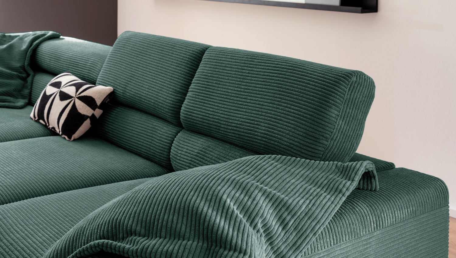 KAWOLA Sofa DELIA Ecksofa Cord smaragd