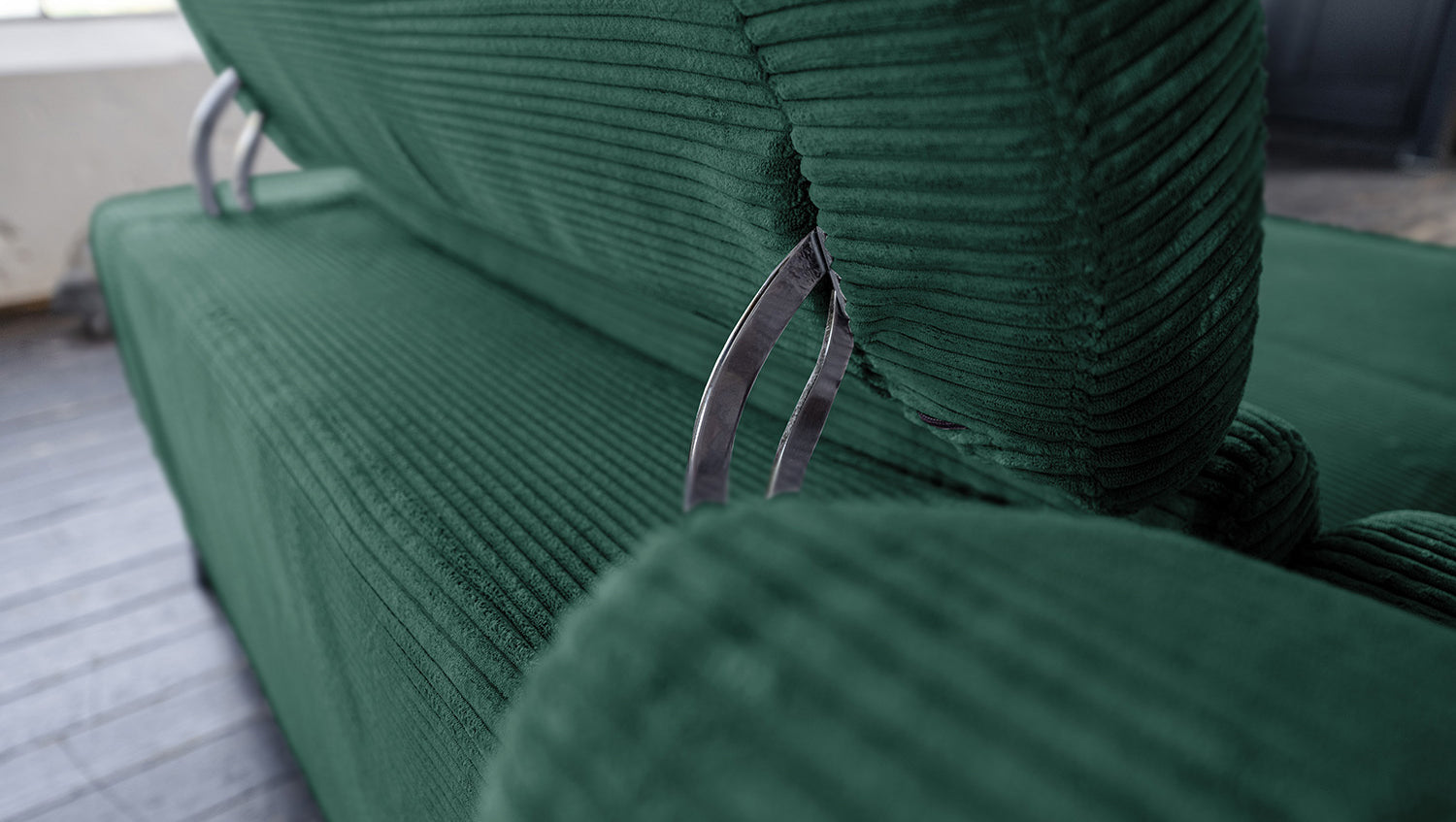 KAWOLA Sofa LAISKA Ecksofa Cord smaragd