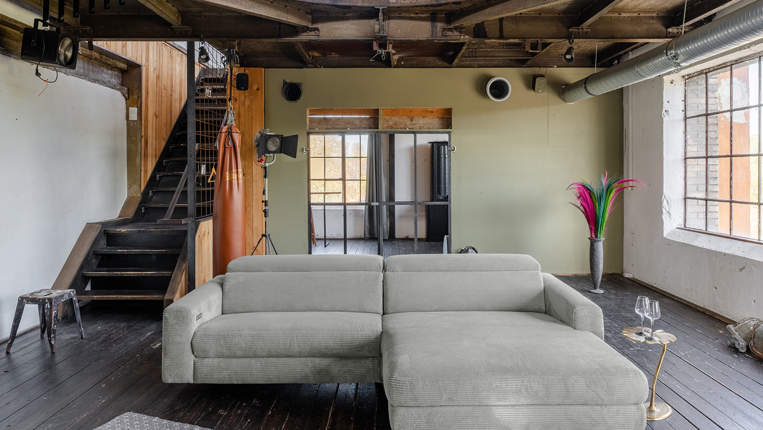 KAWOLA Sofa LAISKA Ecksofa Relaxfunktion teilmotorisch Cord hellgrau