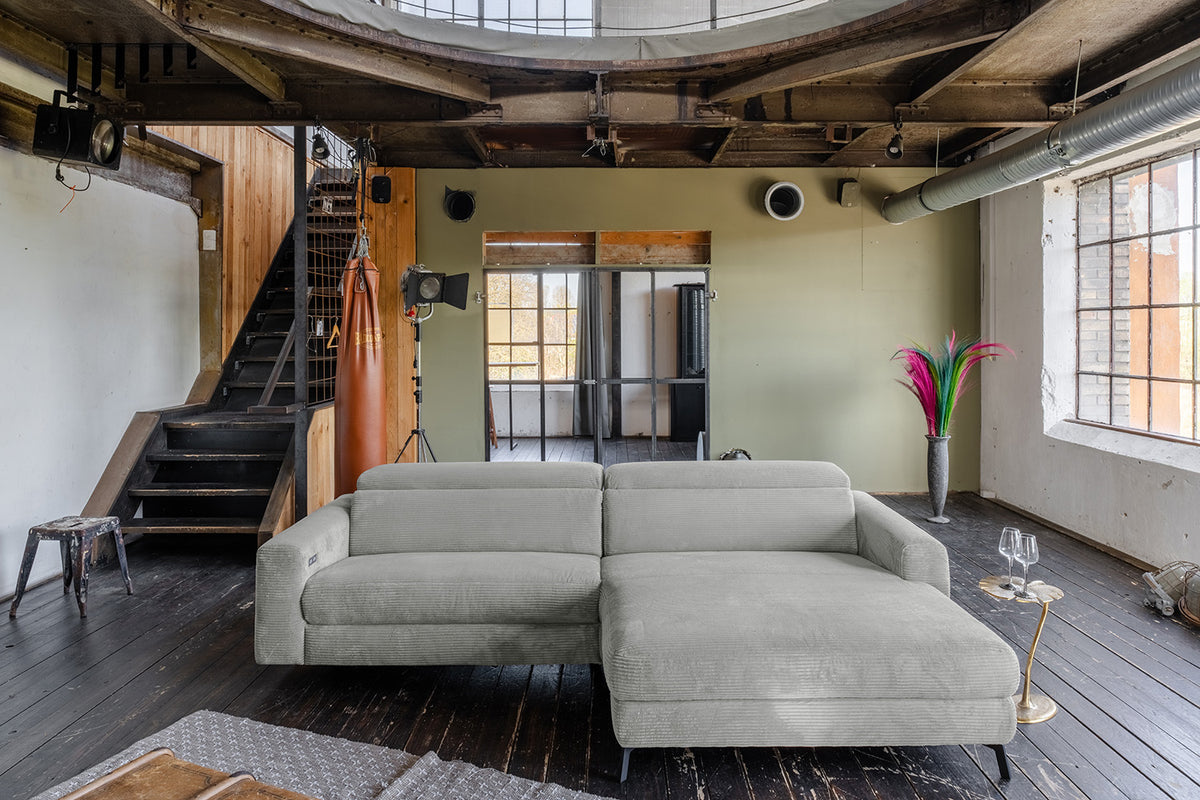 KAWOLA Sofa LAISKA Ecksofa Relaxfunktion teilmotorisch Cord hellgrau