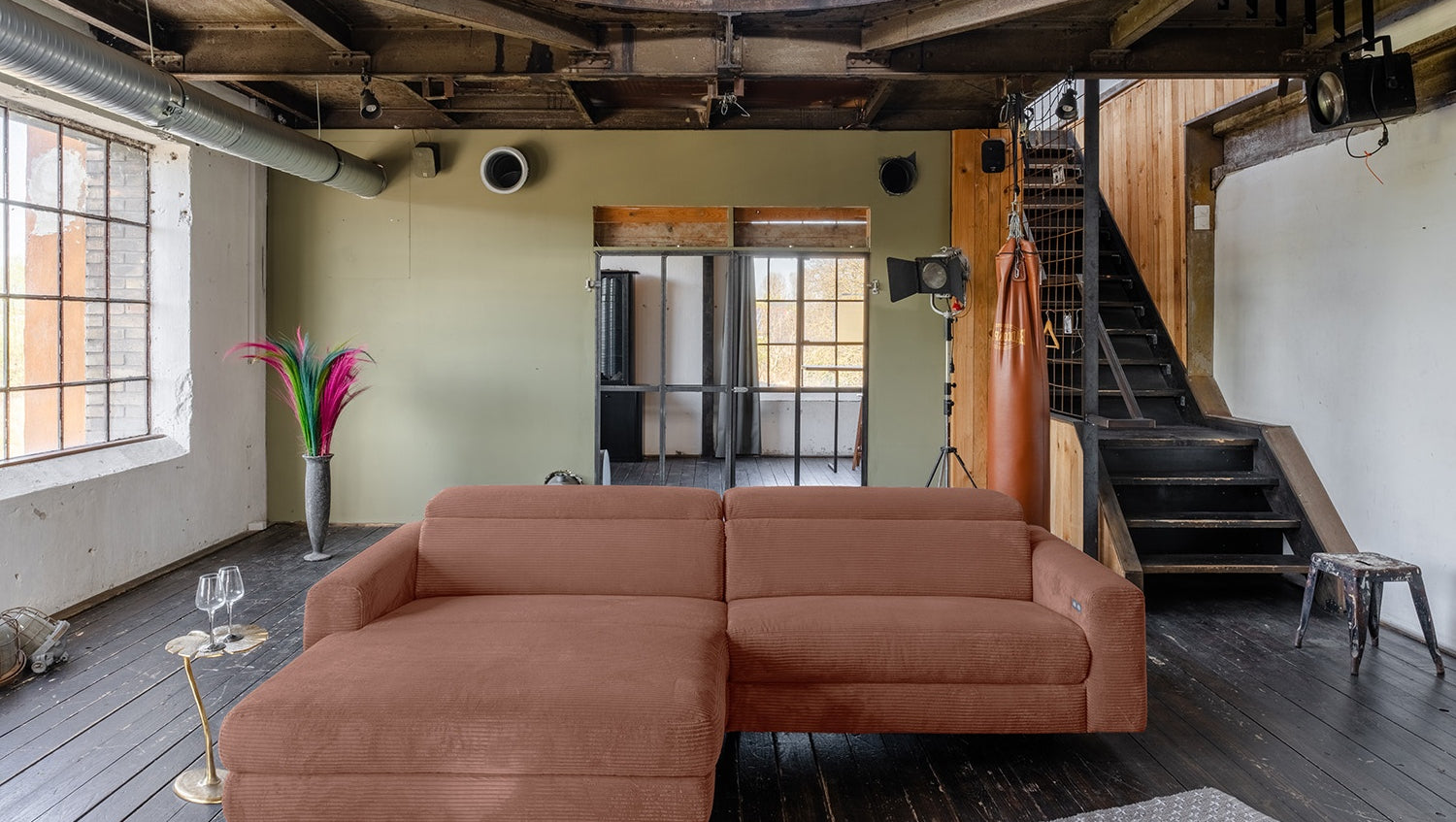 KAWOLA Sofa LAISKA Ecksofa Relaxfunktion teilmotorisch Cord rost
