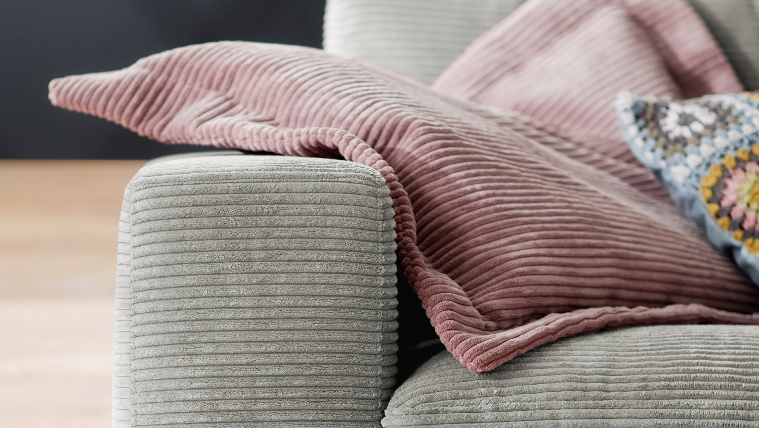 KAWOLA Sofa MADELINE 3-Sitzer Cord hellgrau