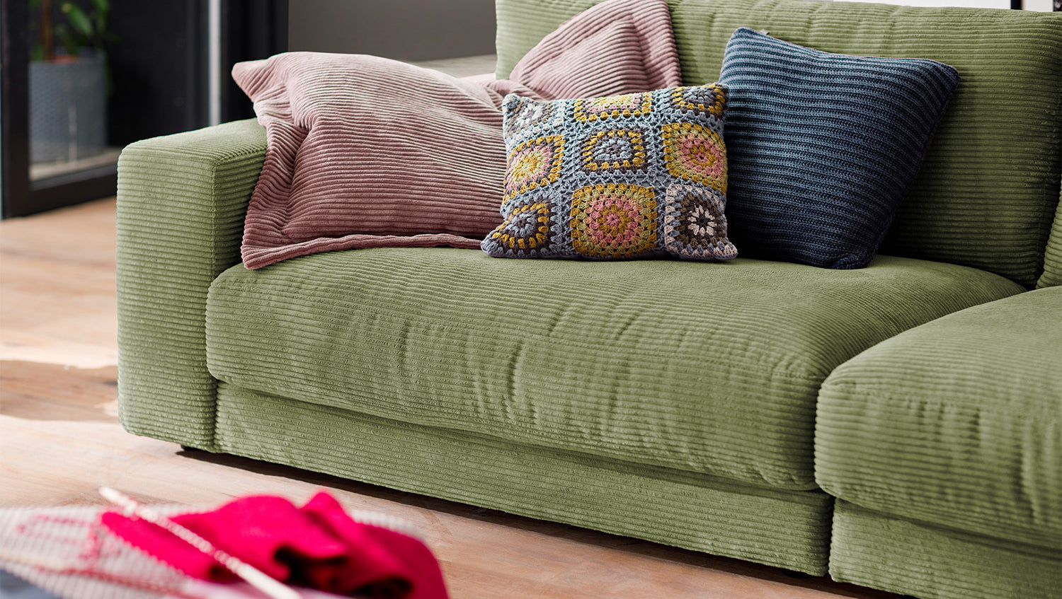 KAWOLA Sofa MADELINE 3-Sitzer Cord olivgrün