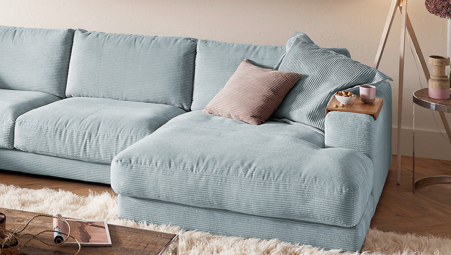 KAWOLA Sofa MADELINE Wohnlandschaft U-Form Cord hellblau