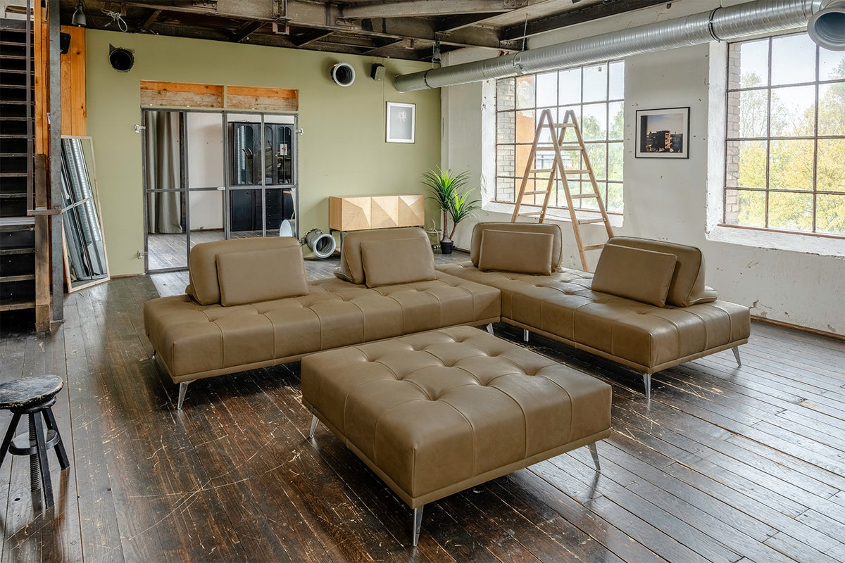 KAWOLA Sofa WIOLO Ecksofa Leder mit Hocker camel