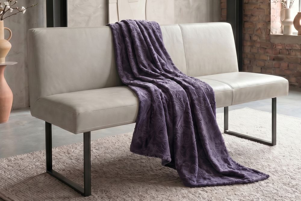 CHRISTIAN LACROIX Kuscheldecke PLUM Velvet