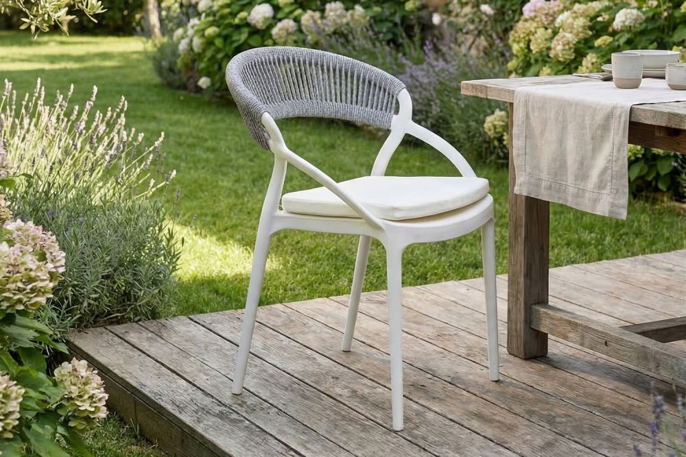 KAWOLA Gartenstuhl KISO Outdoor weiß mit Kissen Rückenlehne Rope grau