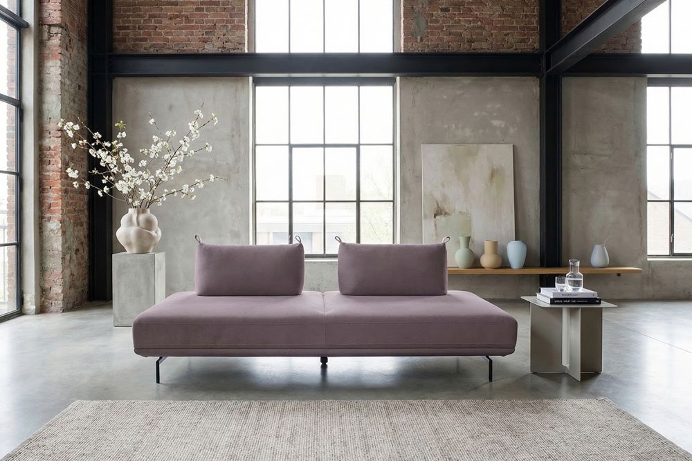 KAWOLA Sofa CANE Schlafsofa Daybed Stoff lila