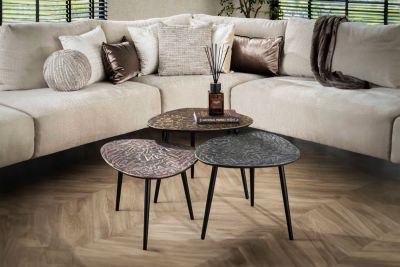 Vorschau: KAWOLA Couchtisch YATA Set 3-tlg. Metall schwarz / silber / bronze dreieckig Vorschau: KAWOLA Couchtisch YATA Set 3-tlg. Metall schwarz / silber / bronze dreieckig