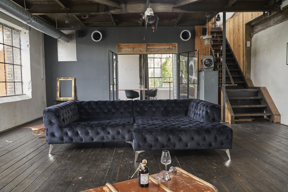 B-Ware KAWOLA Sofa NARLA Ecksofa Chesterfield Stoff velvet schwarz Recamiere rechts
